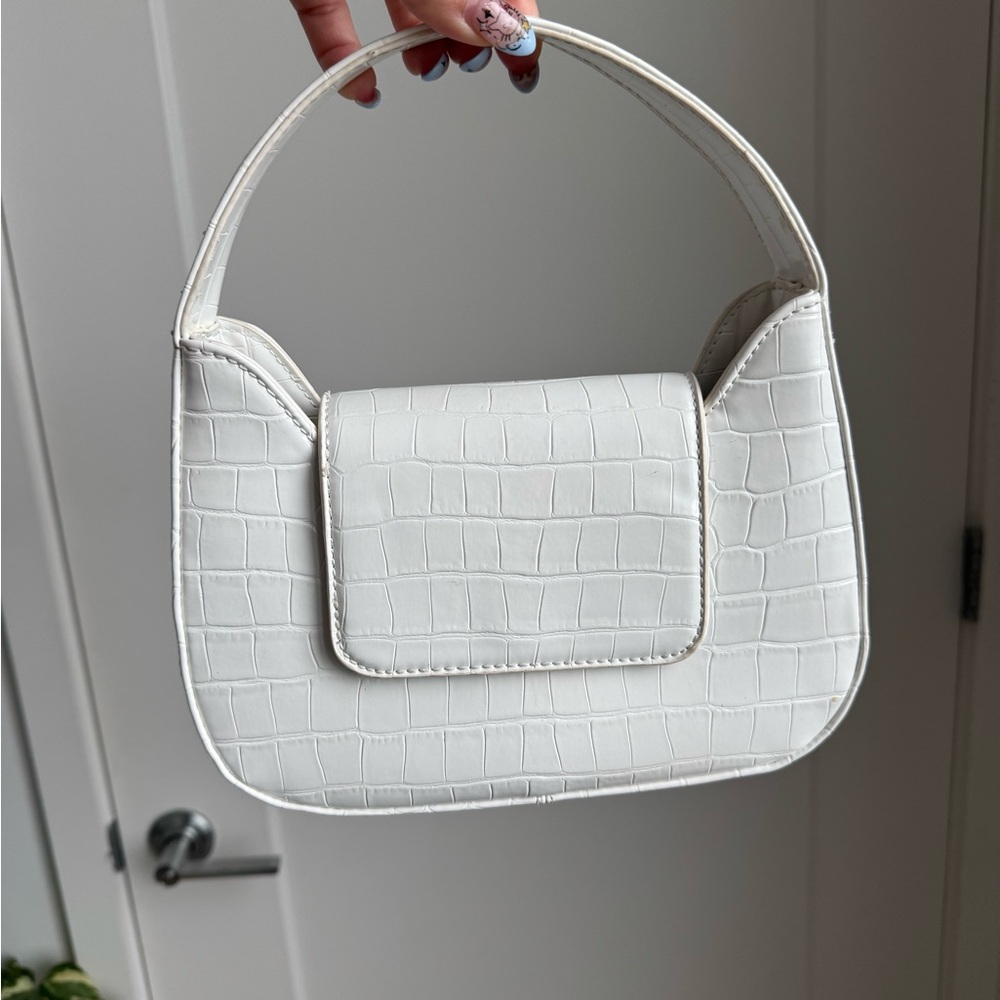 Urban Expressions White Croc-Embossed Shoulder Bag